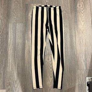 Striped leggings